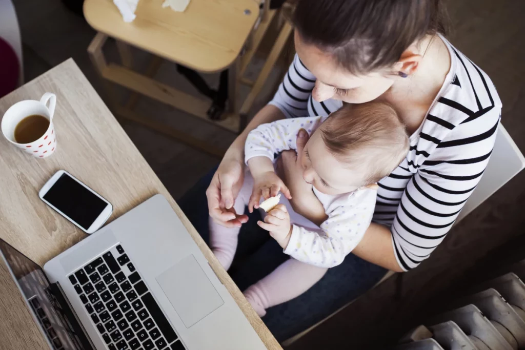Money Making Mommy: 7 Ways Stay at Home Moms Can Earn Money